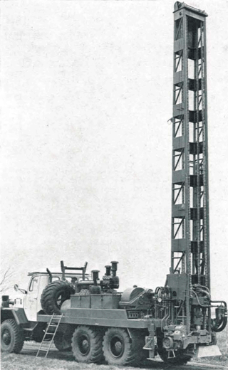 Schweres Bohrgerät M 500