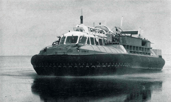 Hovercraft-Meßfahrzeug im Einsatz