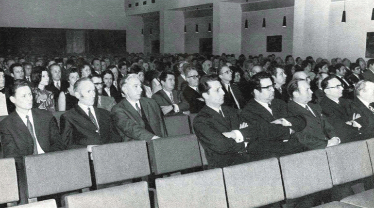 Interne Feierstunde im ·Kongreßgebäude der Hannover-Messe